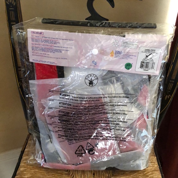 Harley Quinn, Super Villain Adult costume 🎃👻 - Picture 4 of 7